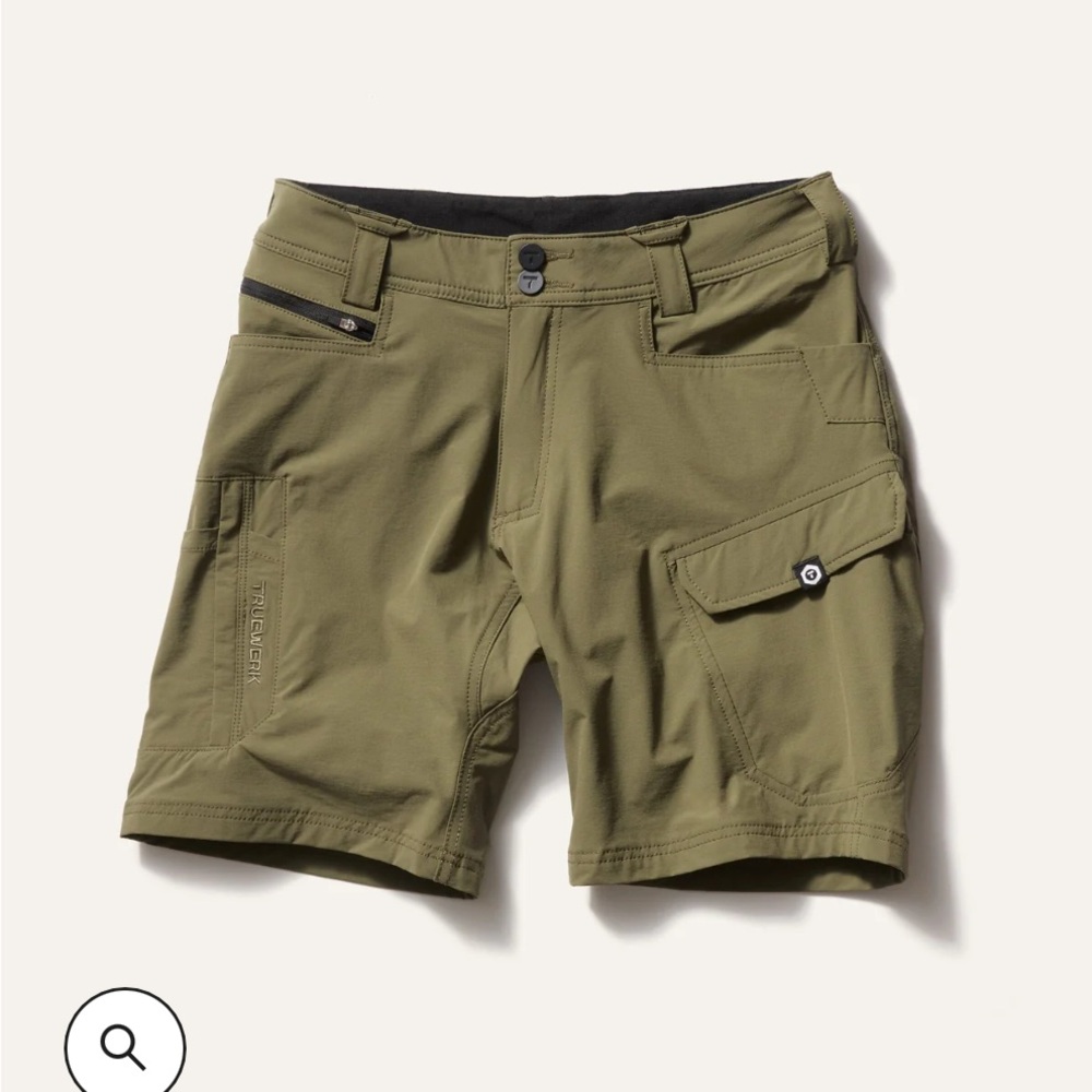 NWOT Truewerk T1 Tactical Olive Cargo Shorts for Men
